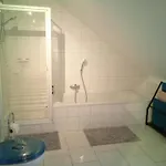 Apartamento Drei-zimmer-wohnung, Parken Vor Dem Haus