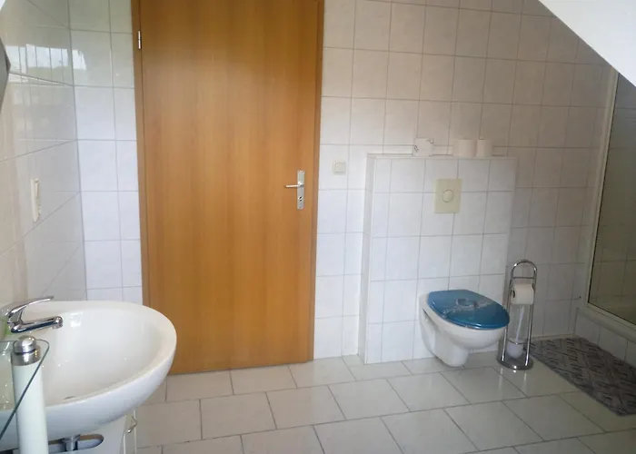 Lägenhet Drei-zimmer-wohnung, Parken Vor Dem Haus Landshut